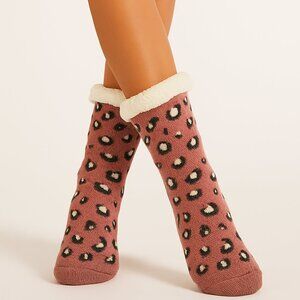 MUK LUKS Cozy Cabin Lounge Sock & Headband Set in Leopard Size 8–10 NWT